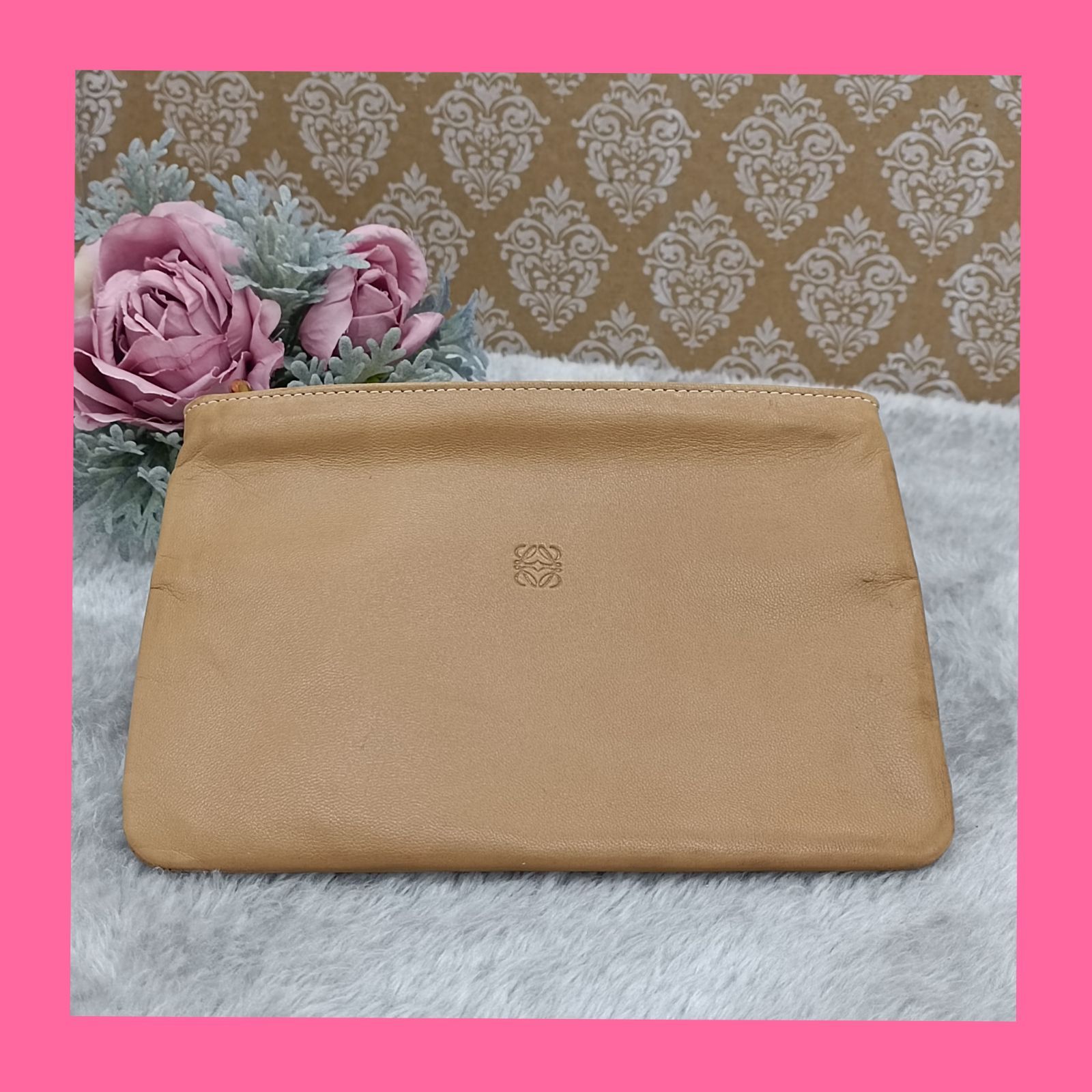 LOEWE ロエベ アナグラム レザー ポーチ マルチケース 小物入れ LOEWE ロエベ アナグラム レザー ポーチ マルチケース 小物入れ