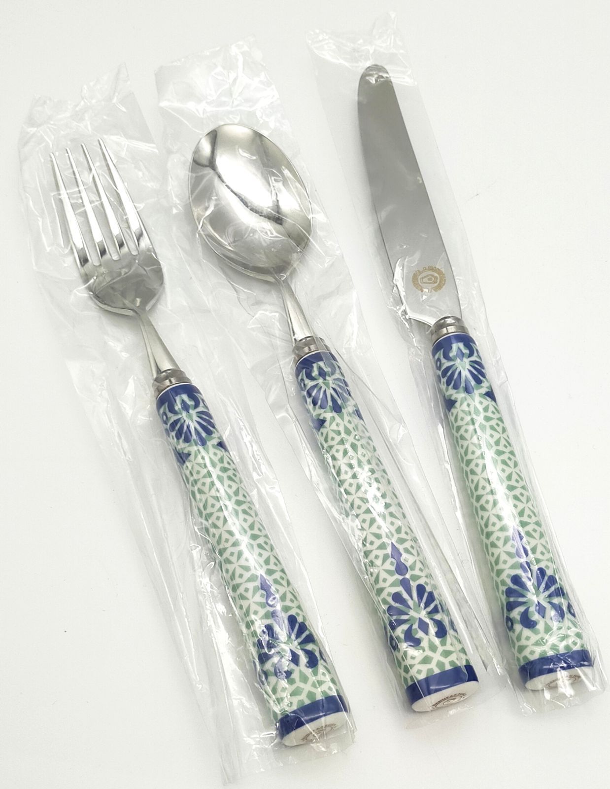 カラトリーセット①　スプーン、ナイフ、フォーク計3本　ポーランド食器　新品未使用 カラトリーセット①➁ 2種の模様 スプーンナイフフォーク各2計6