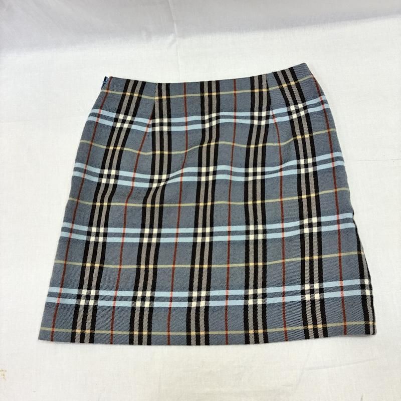 【新品】 Burberry チェック柄ミニスカート　36 想像を超えての バーバリーブルーレーベル BURBERRY】チェック柄