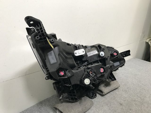 ノア NOAH 90系/ZWR90W/ZWR95W/MZRA90W/MZRA95W 純正 左 ヘッドライト