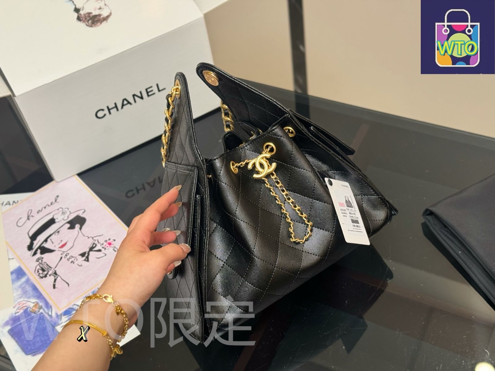 【ラスト1点】❤CHANEL❤非売品 スマホポーチ ミニバッグ スモール レザー グッズ | CHANEL