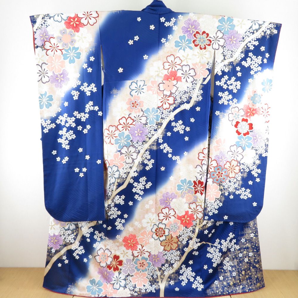 振り袖 裄69.5 大柄 上質 桜の花 広衿 袷 着物 U-1107 振り袖 裄69.5 大柄 上質 桜の花 広衿 袷 着物 U-1107