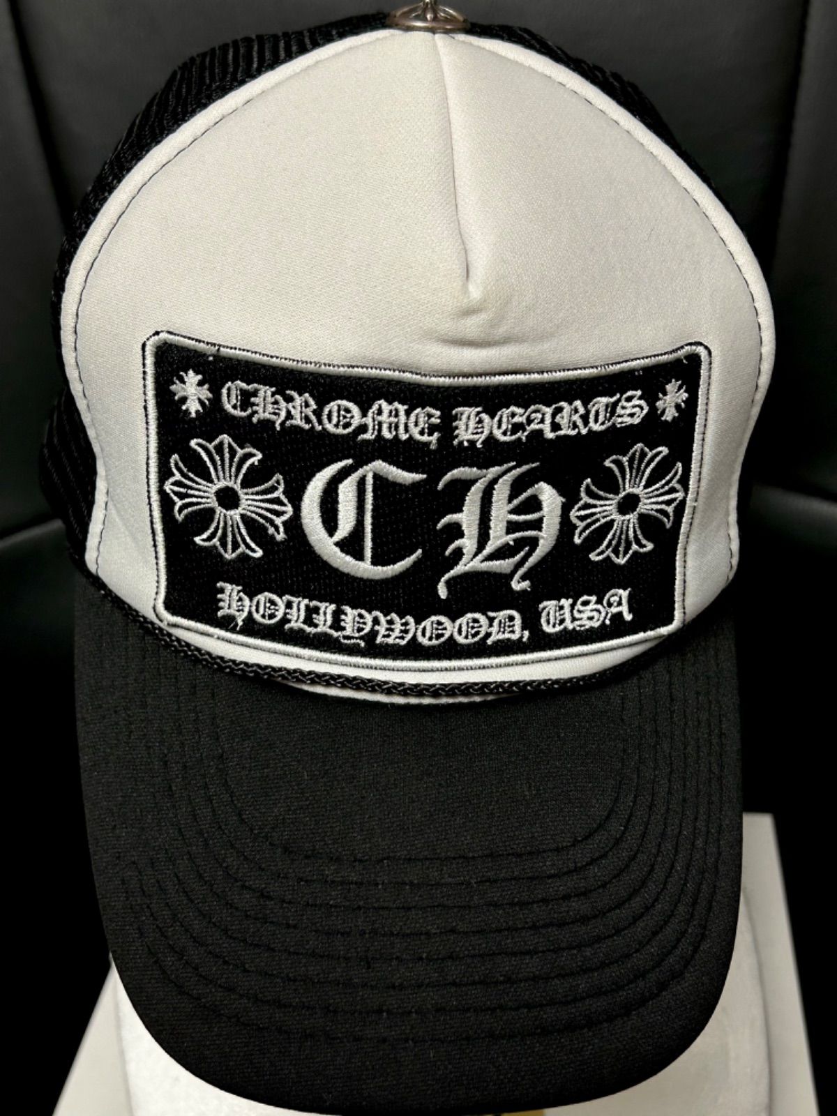 クロムハーツ CH刺繍トラッカーキャップ 帽子 ブラック - メンズ
