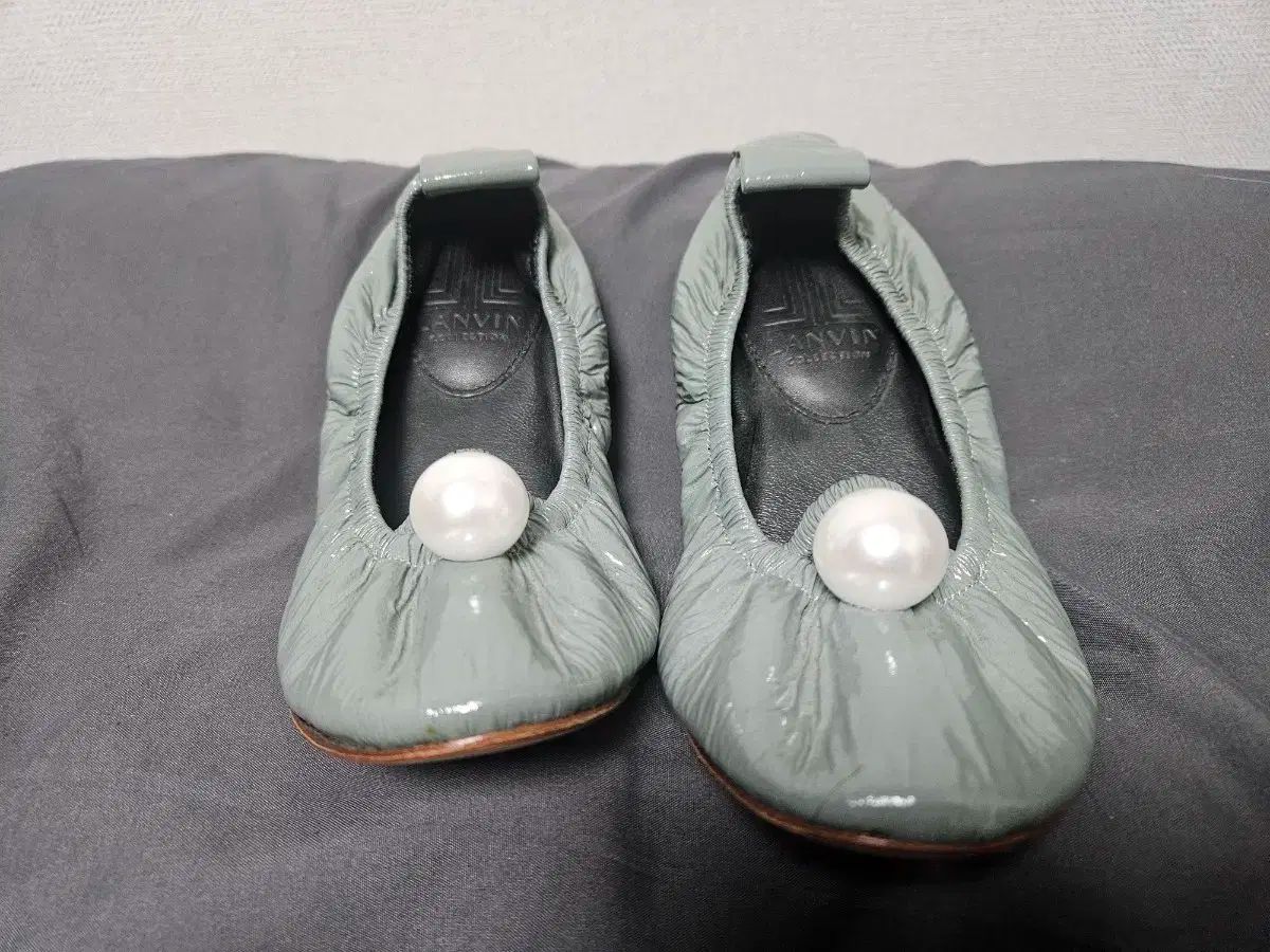LANVIN パール バレリーナ フラットシューズ