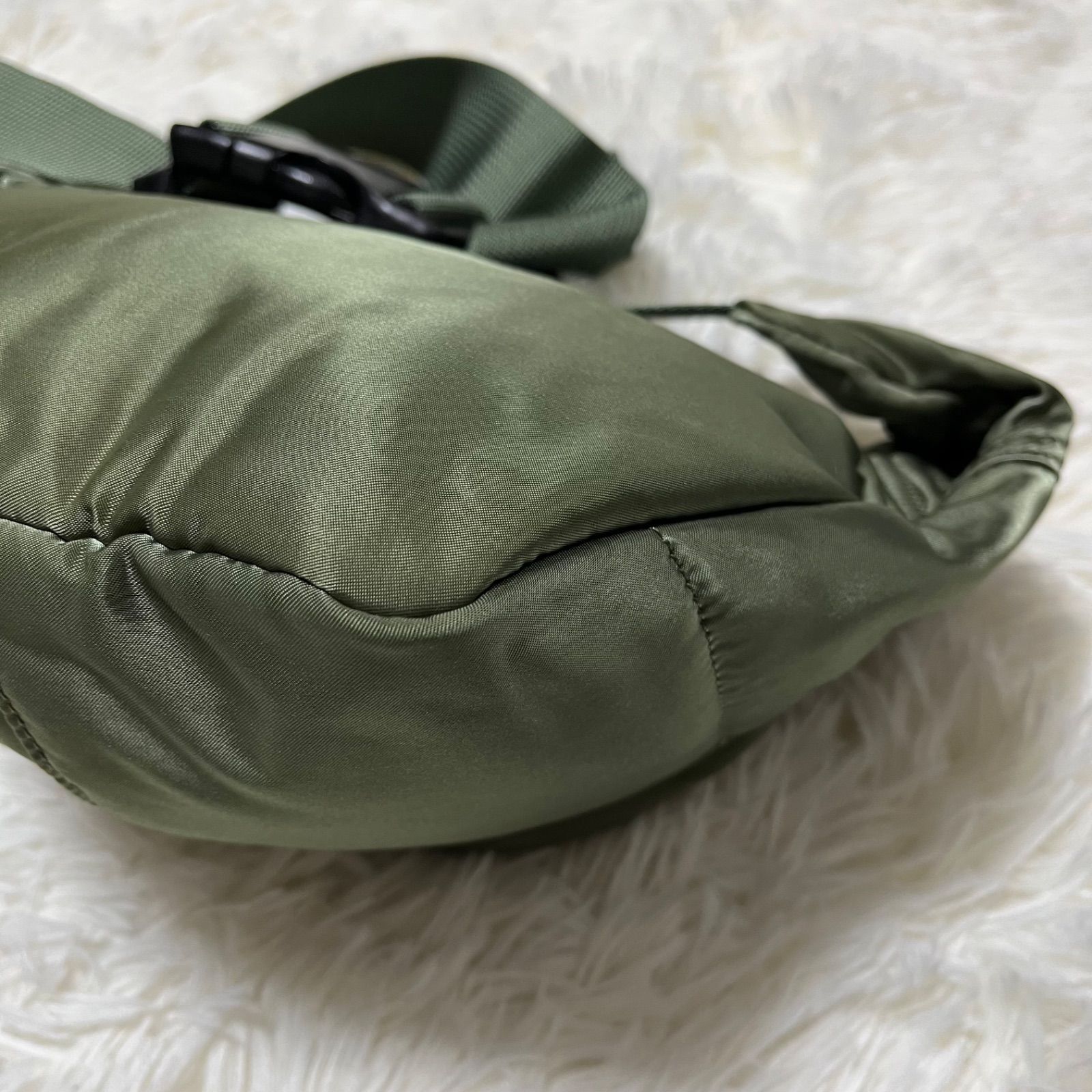 美品 PORTER ボディバッグ ウエストポーチ タンカー セージグリーン