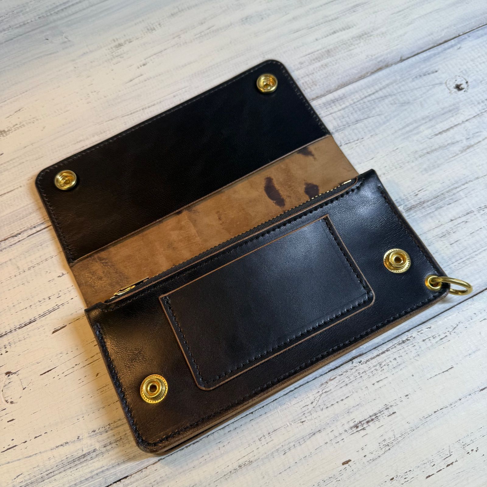 【トラッカーウォレット ロング】 3層 ホースバット universal トラッカーウォレット ロング】 3層 ホースバット universal