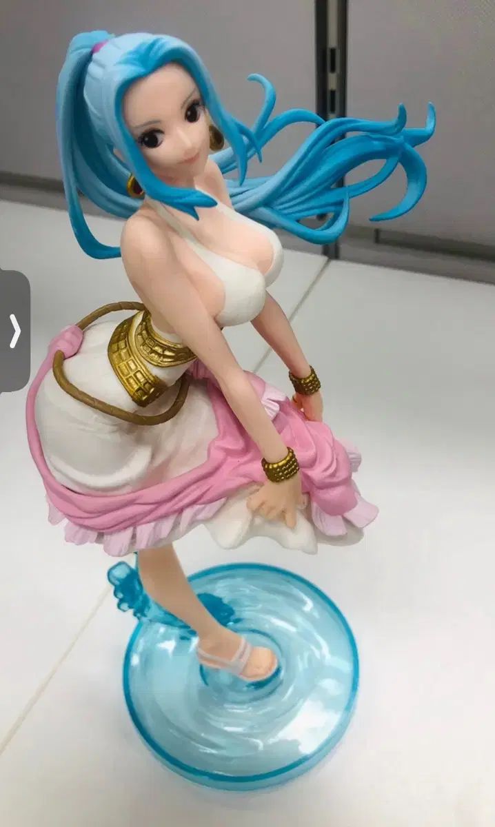 ONE PIECE - 【新品】ワンピース　フィギュアGLITTER&amp;GRAMOURS　ビビ　フィギュア Amazon.co.jp: ワンピース GLITTER&GLAMOURS -NEFELTARI.VIVI