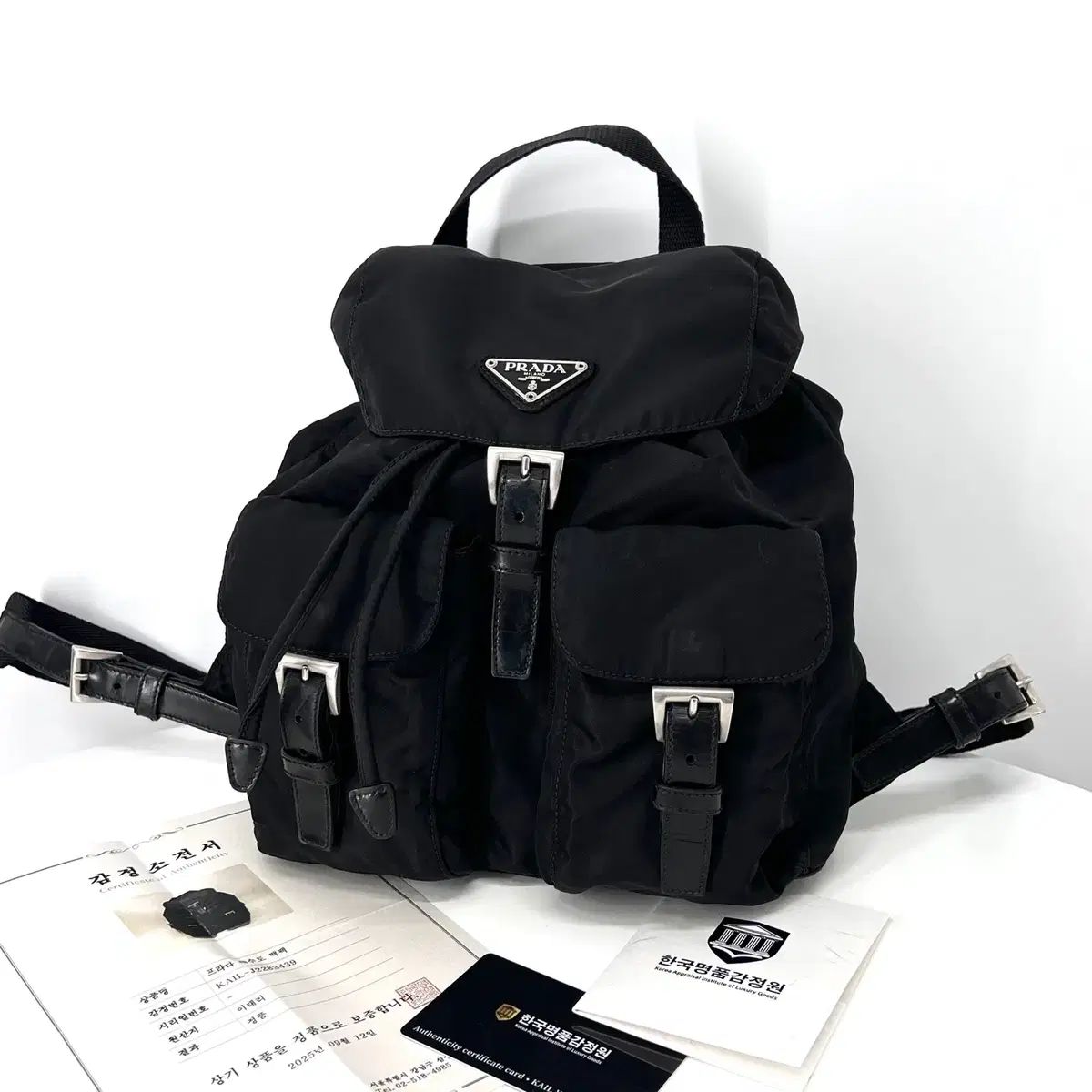 プラダ リュック バックパック ブラック ナイロン 三角ロゴ プレート
