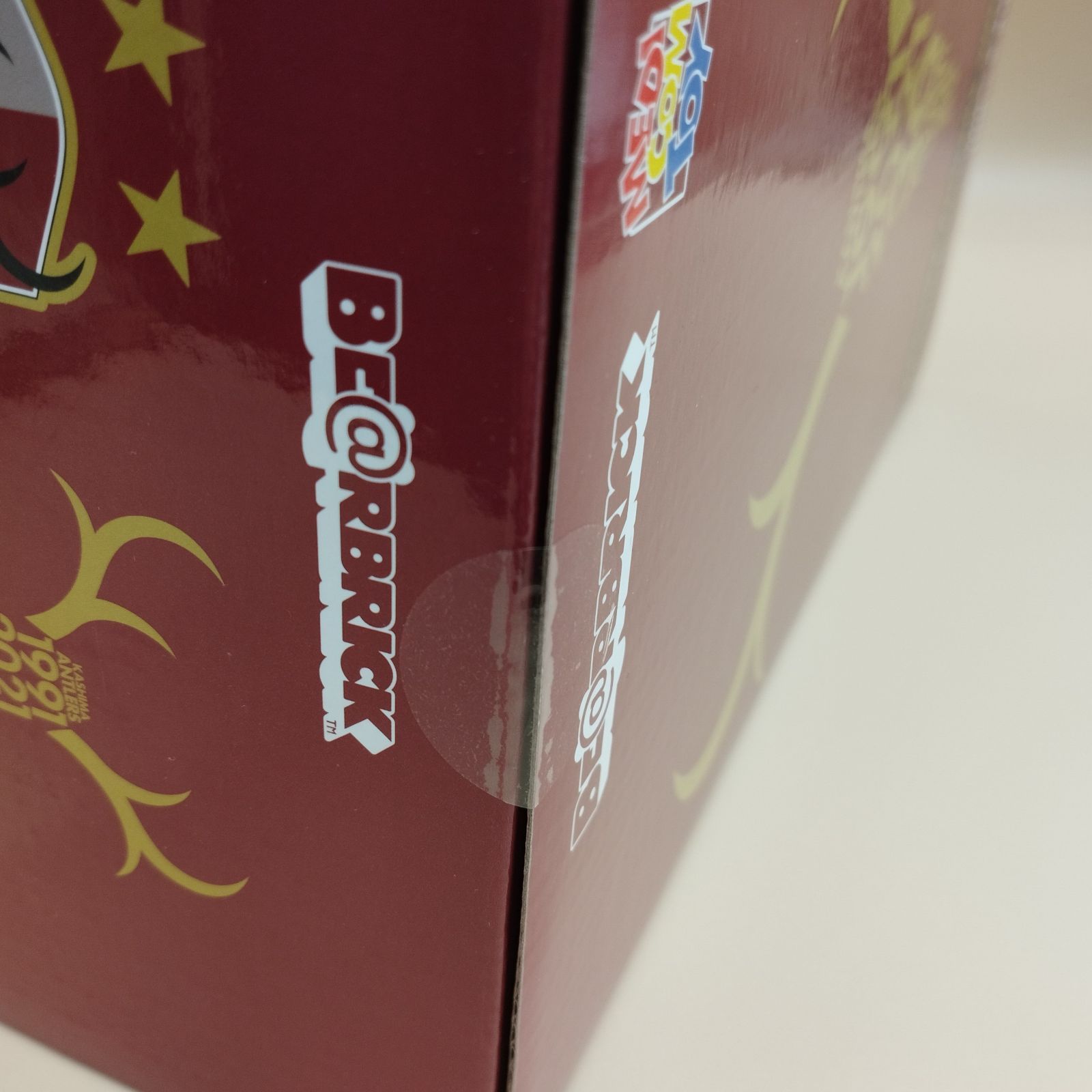 BE@RBRICK KASHIMA ANTLERS 30th 記念 Bearbrick 400% & 100% Kashima Antlers 30th Anniversary