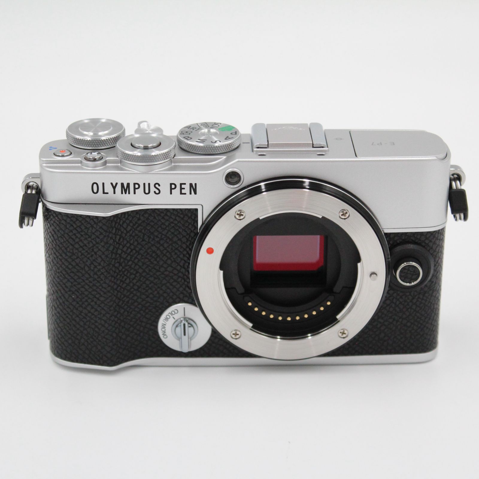 ショット数1799回。★新品級★ OLYMPUS オリンパス PEN E-P7 ボディ シルバー