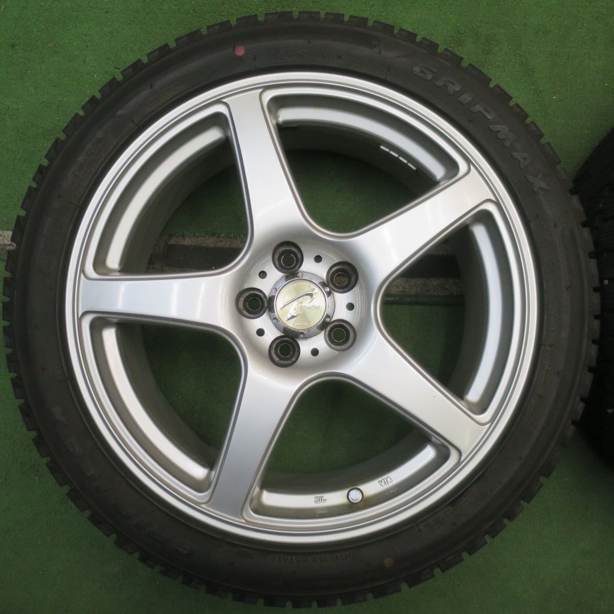 9.5分以上 プリウス