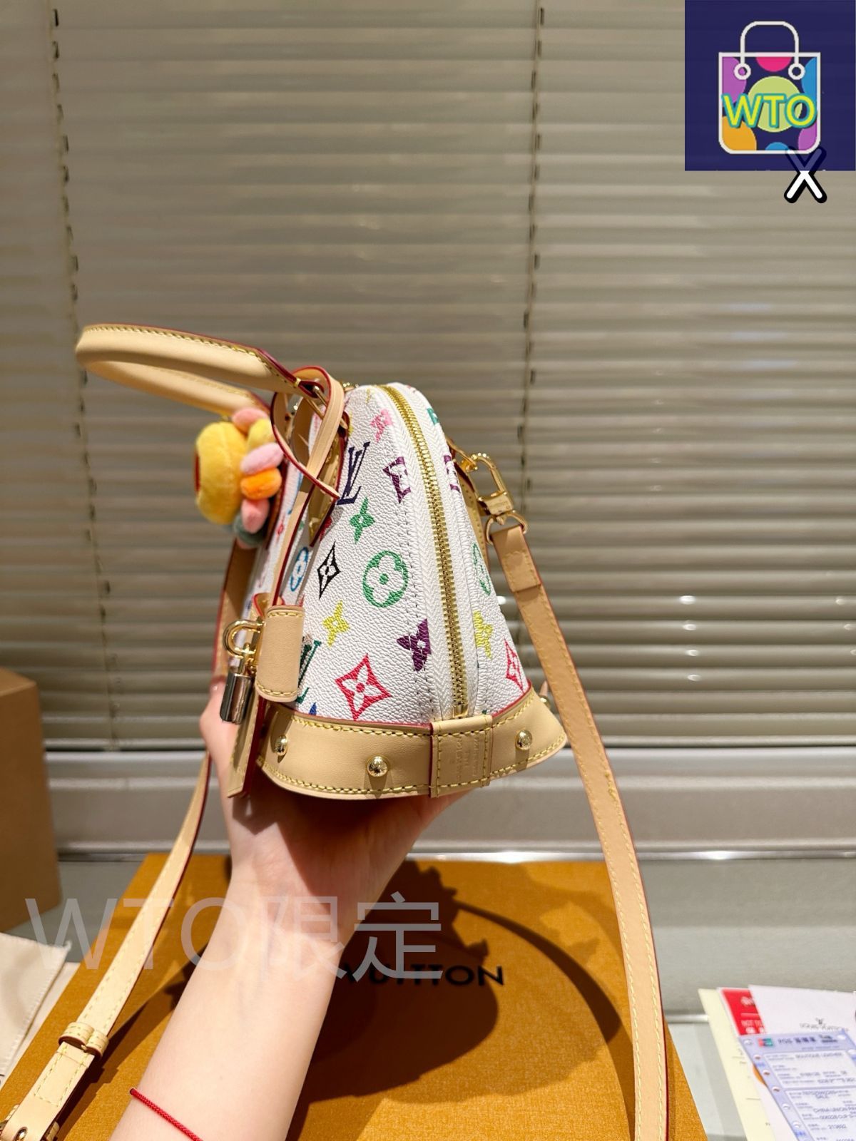 今日特価】LV x Takashi Murakami Alma BB Epi Leather Bag ルイ