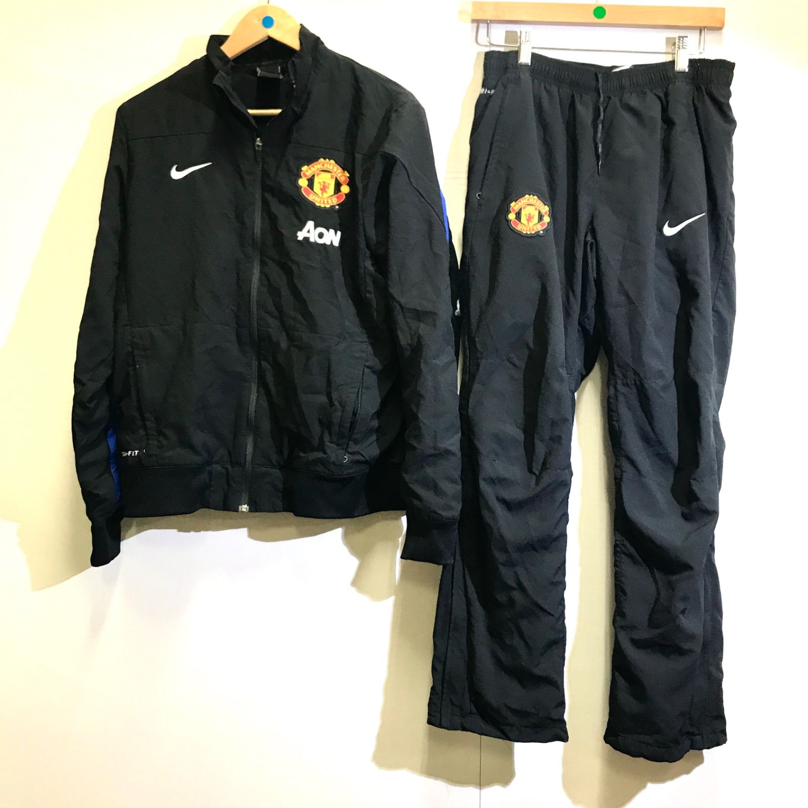 Nike マンチェスター・ユナイテッド ジャージ NIKE マンチェスターユナイテッド ジャージ 上下セット メンズ Lサイズ