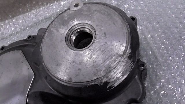 CB400SF-K NC31-1101xxx の エンジンカバー 右 1758765912 BRIGHTFACE_UK