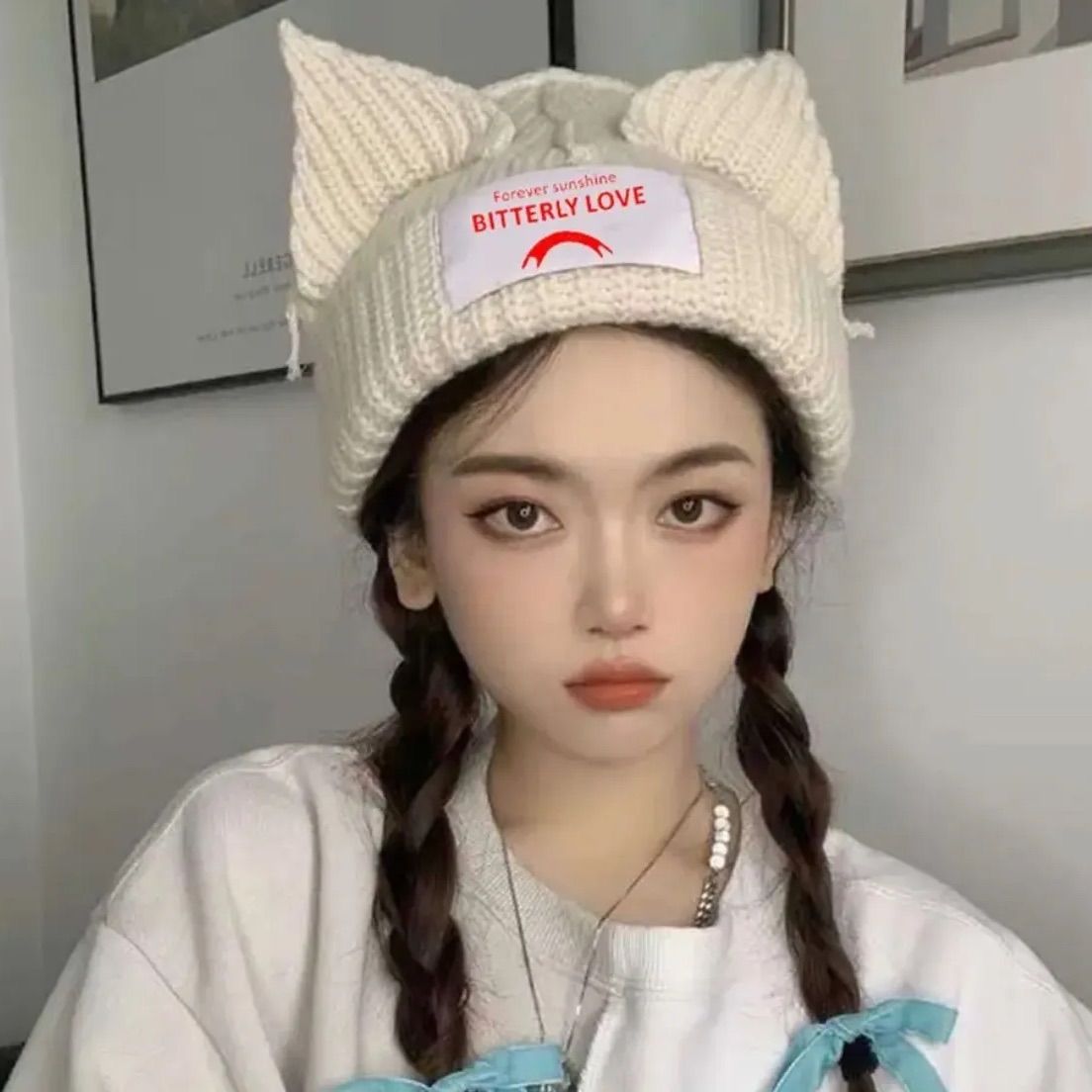 人気急上昇！アイドルも被ってる大人気の猫耳ニット帽【ホワイト