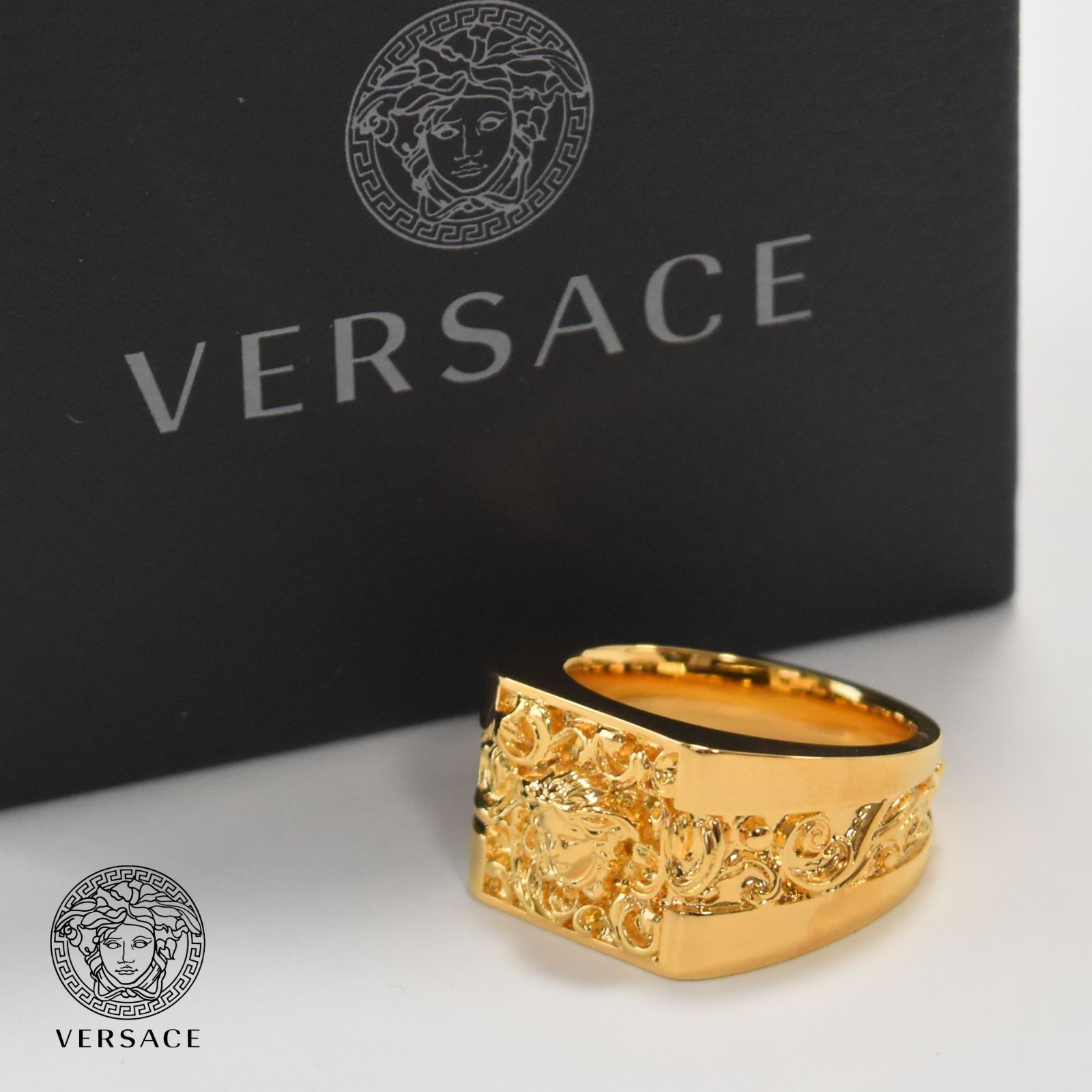 ヴェルサーチ versace 未使用 メデューサ スクエアリング ゴールド 21