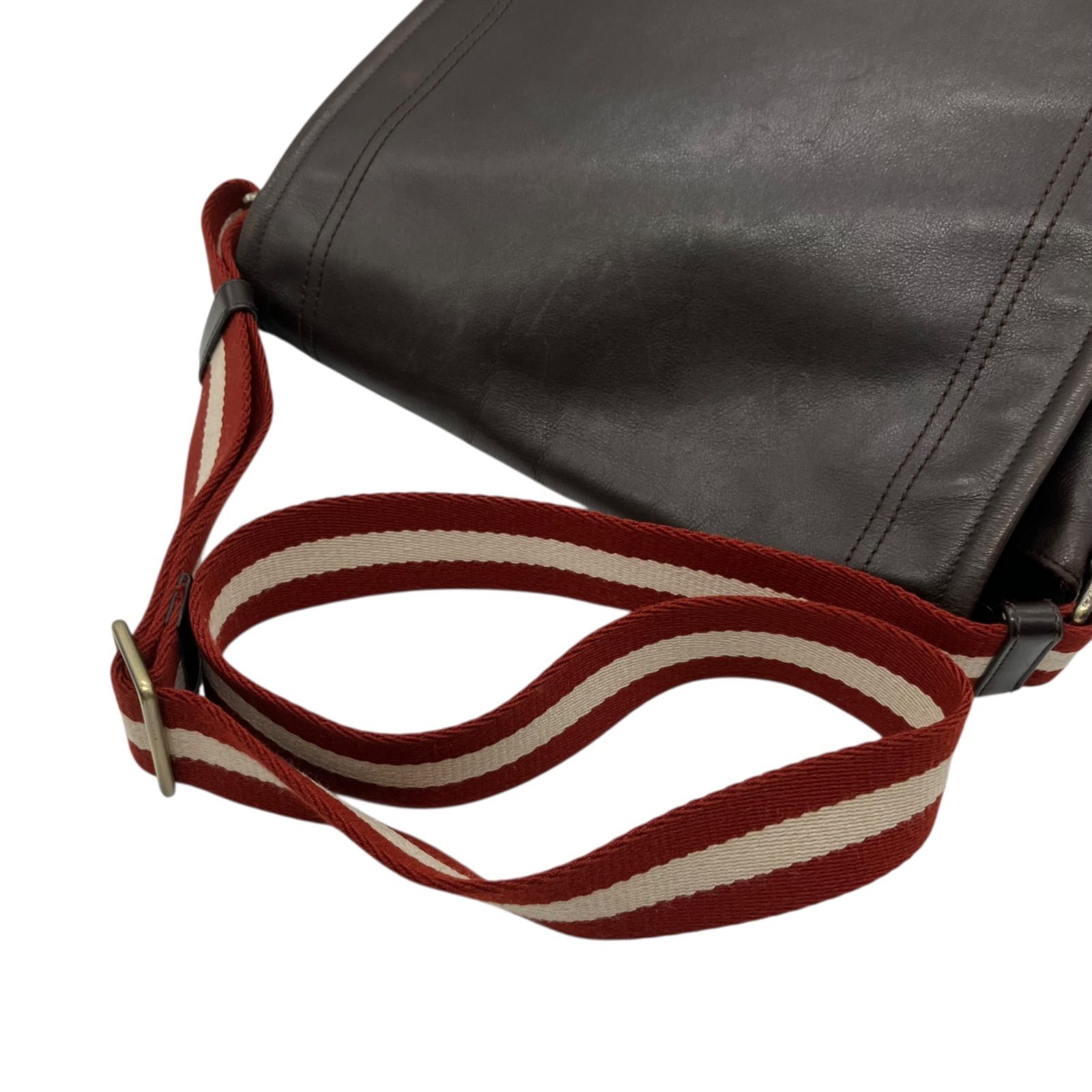 極美品 バリー A4収納 メッセンジャーバッグ トレスポ レザー ダーク