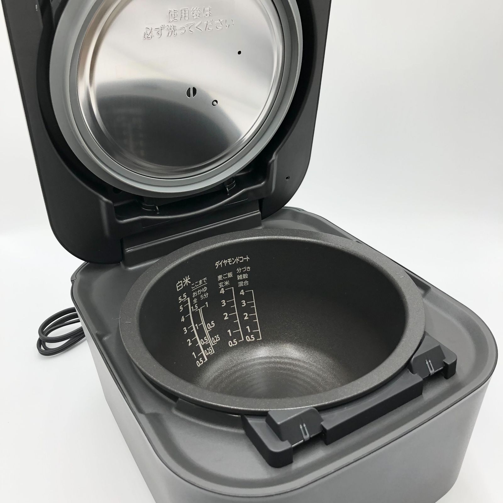 真空圧力IH￼ RC-10MGW K 炊飯器 5.5合　ブラック Amazon | RC-10MGW-K(グランブラック) 炎匠炊き 真空圧力IH炊飯