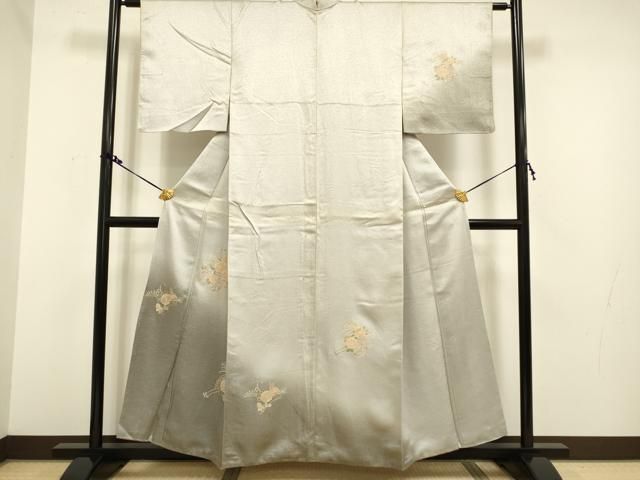 着物リメイク中国三大刺繍 スワトウ刺繍正絹 ワンピースかめいみよこ様お取り置き❣️ 着物リメイク中国三大刺繍 スワトウ刺繍正絹 ワンピースかめいみよこ様