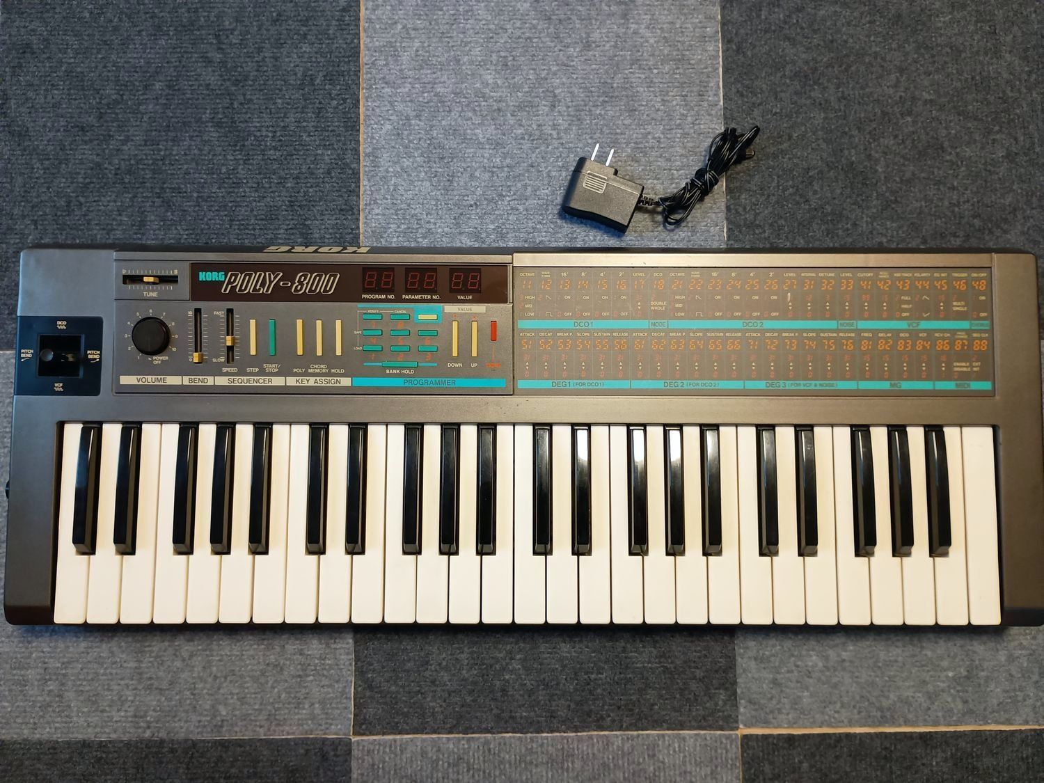 KORG POLY-800 バッテリ改造済・動作確認済（アダプター