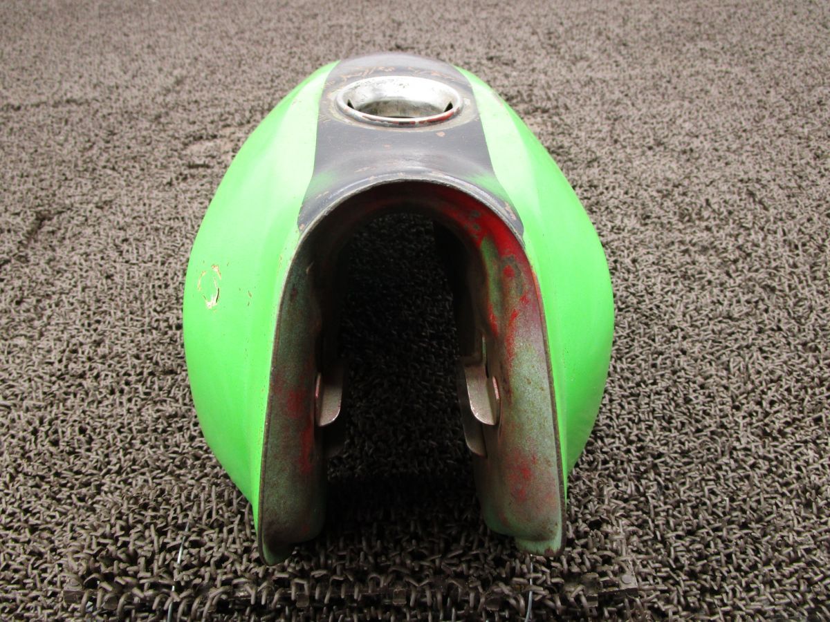 TS250 ガソリンタンク フューエルコック A6976 TS2504 スズキ TS2504 キャブ車 動画有 BRIGHTFACE_UK