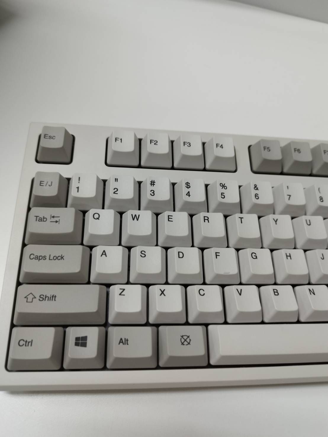 東プレ REALFORCE テンキーレスキーボード 注文 R2TLSA-JP4-IV