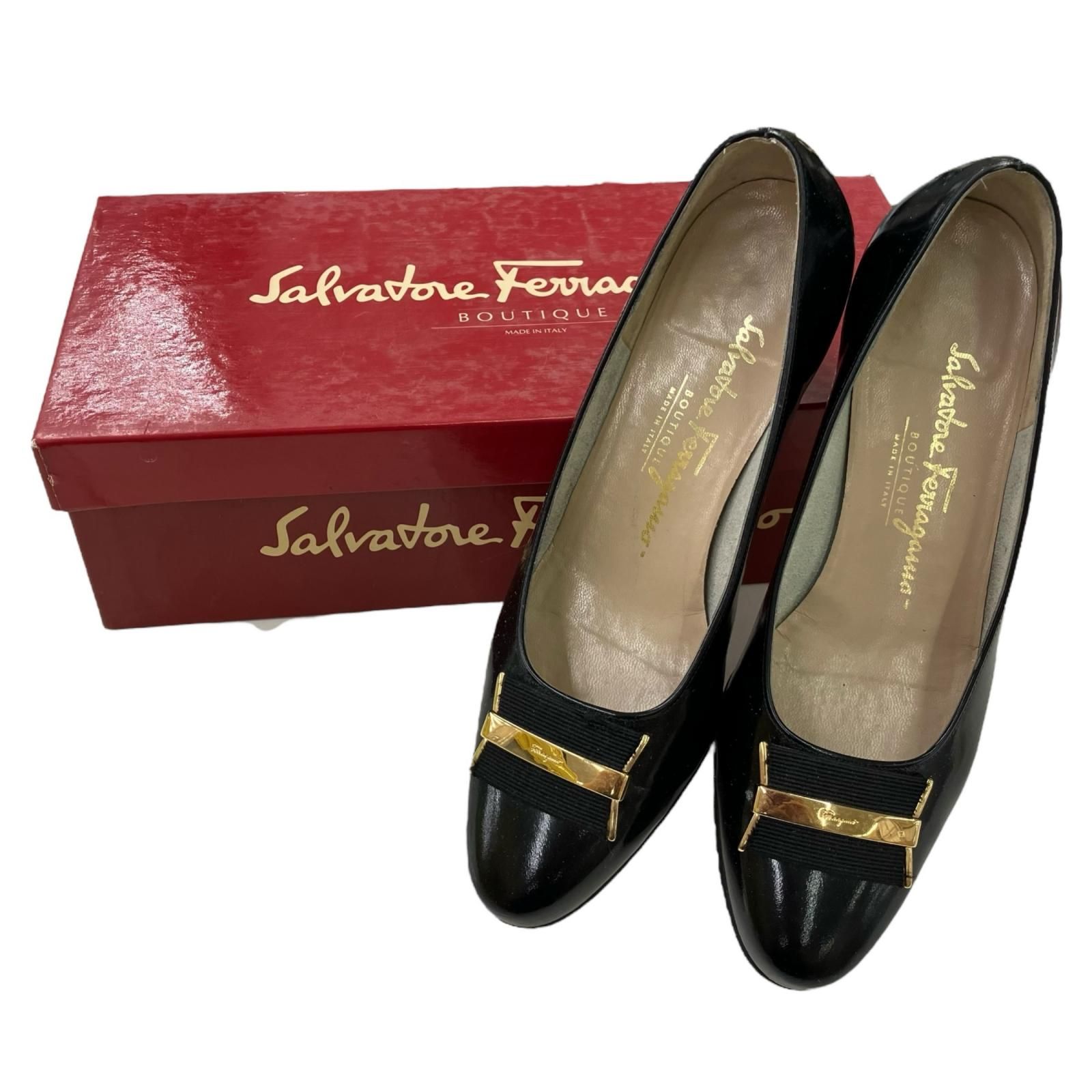 186005 現状品 Salvatore Ferragamo サルヴァトーレフェラガモ ヴァラ