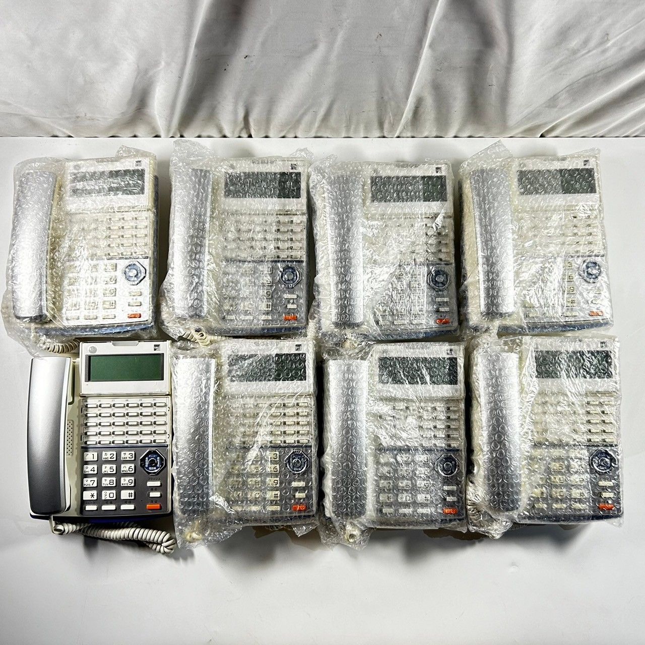 サクサ SAXA ビジネスフォン TD720 W 8台 管理番号 PLS5222