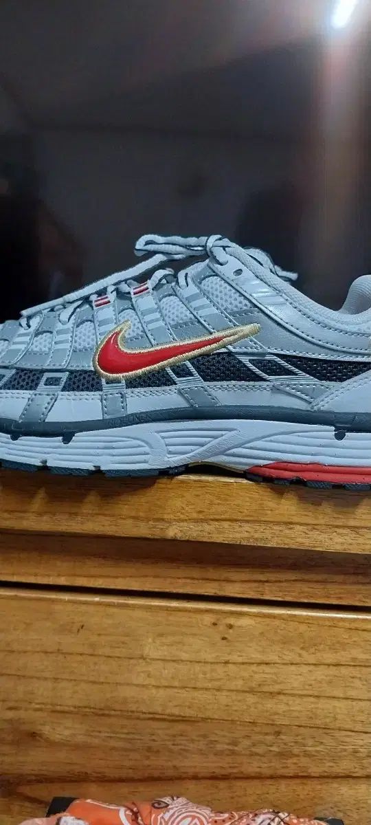 6000 メタリック