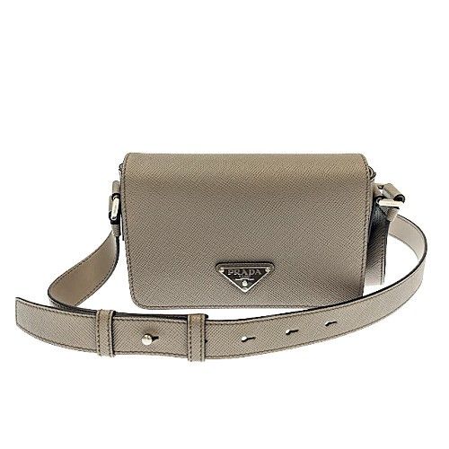 プラダ PRADA ショルダーバッグ - レザー グレージュ 革タグ バッグ