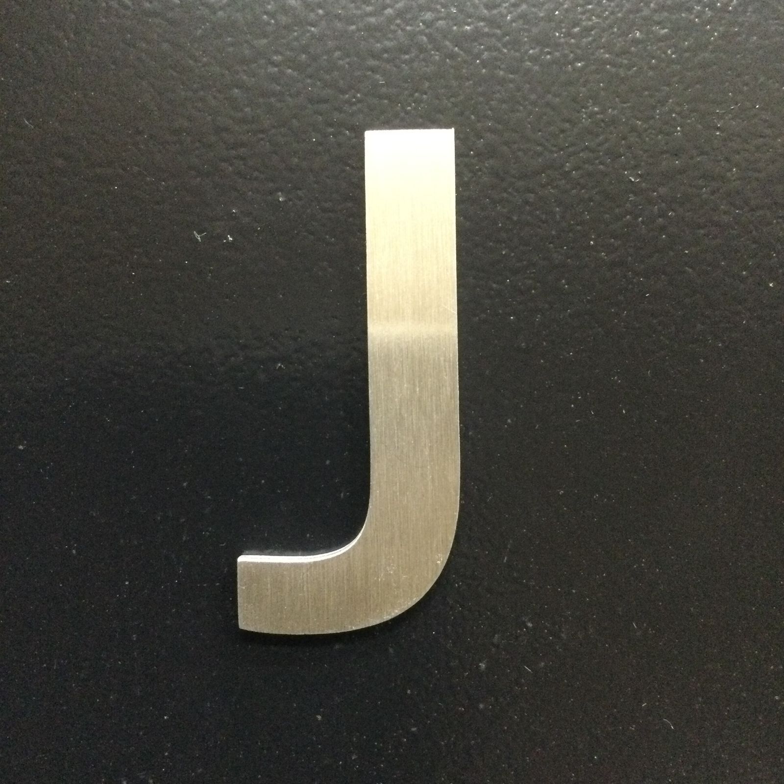 ちいさい ステンレス 切り文字【A~J】 ゴシック体 切り抜き文字 オーダー ネームプレート 金属 厚さ 3mm サイズ 15 mm ...