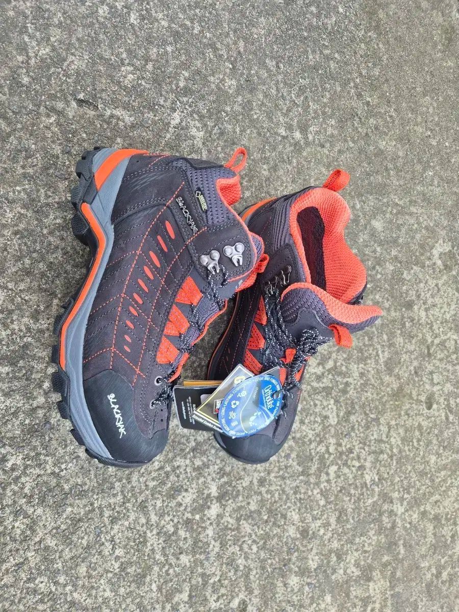 BLACK YAK ブラックヤク 240mm 登山靴 GORE-TEX ゴアテックス オレンジ|ブラック 防水 トレッキング