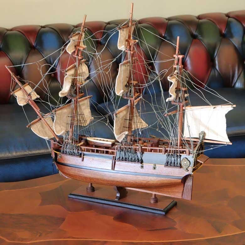 帆船 HMSエンデバー イギリス クック船長 モデルシップ 帆船 HMSエンデバー イギリス クック船長 モデルシップ