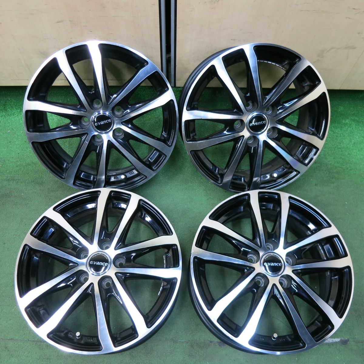 [送料無料] 4本価格e:vance HA1 15インチ エヴァンス 社外 アルミ ホイール evance 15×6J PCD100/5H5012810SYホ