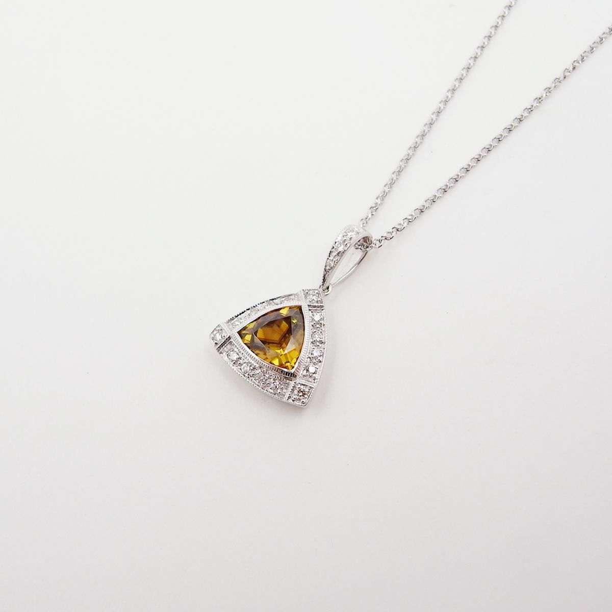 スフェーン ダイヤモンド ペンダント ネックレス 1.37ct 0.18ct K18WG 