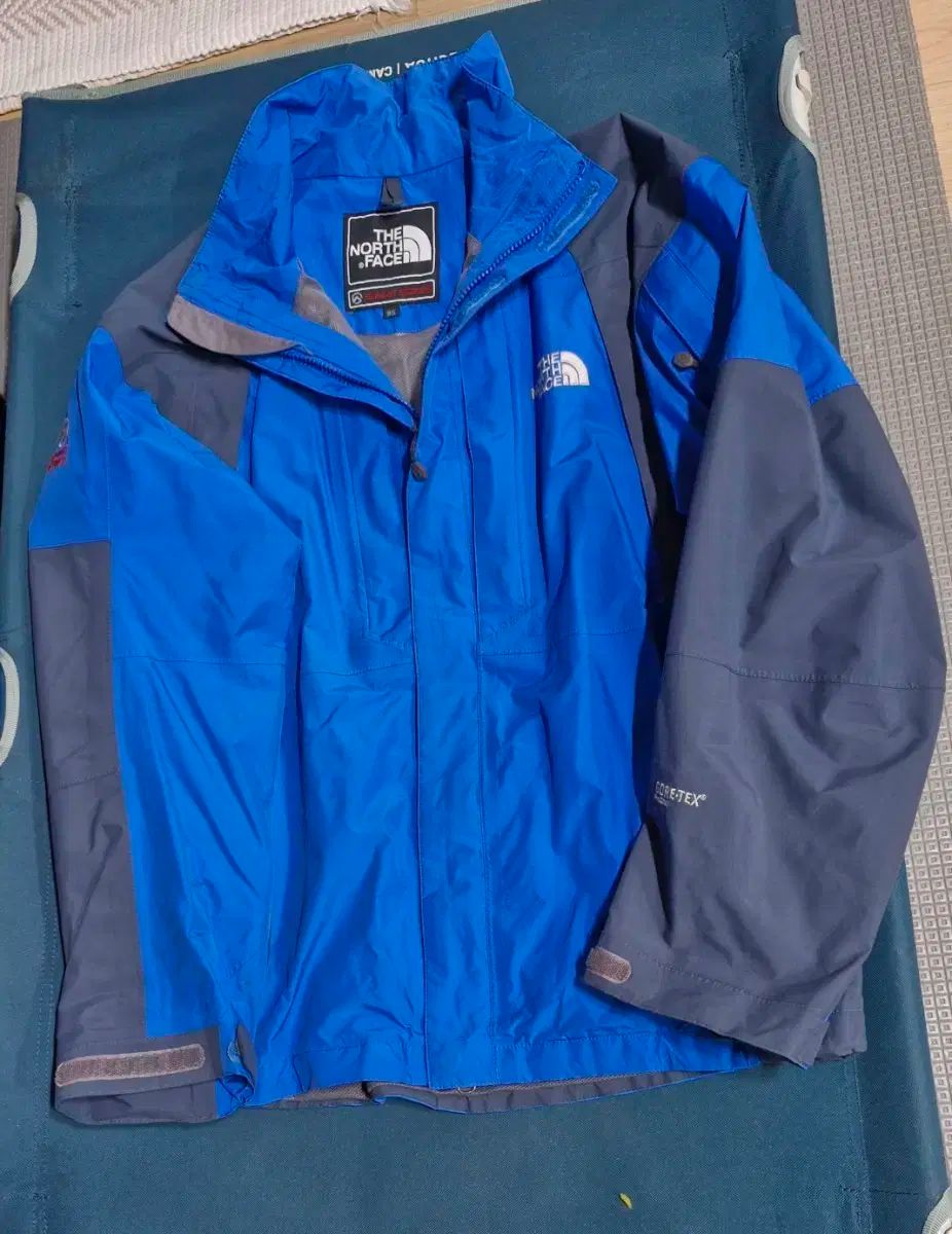 THE NORTH FACE ザ ノース フェイス サミット ジャケット 95 スリップ 100 サイズをご用意