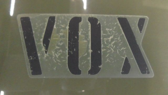 VOX　SA31J-302xxx　の　ボディカバー　右　傷:#1590627483