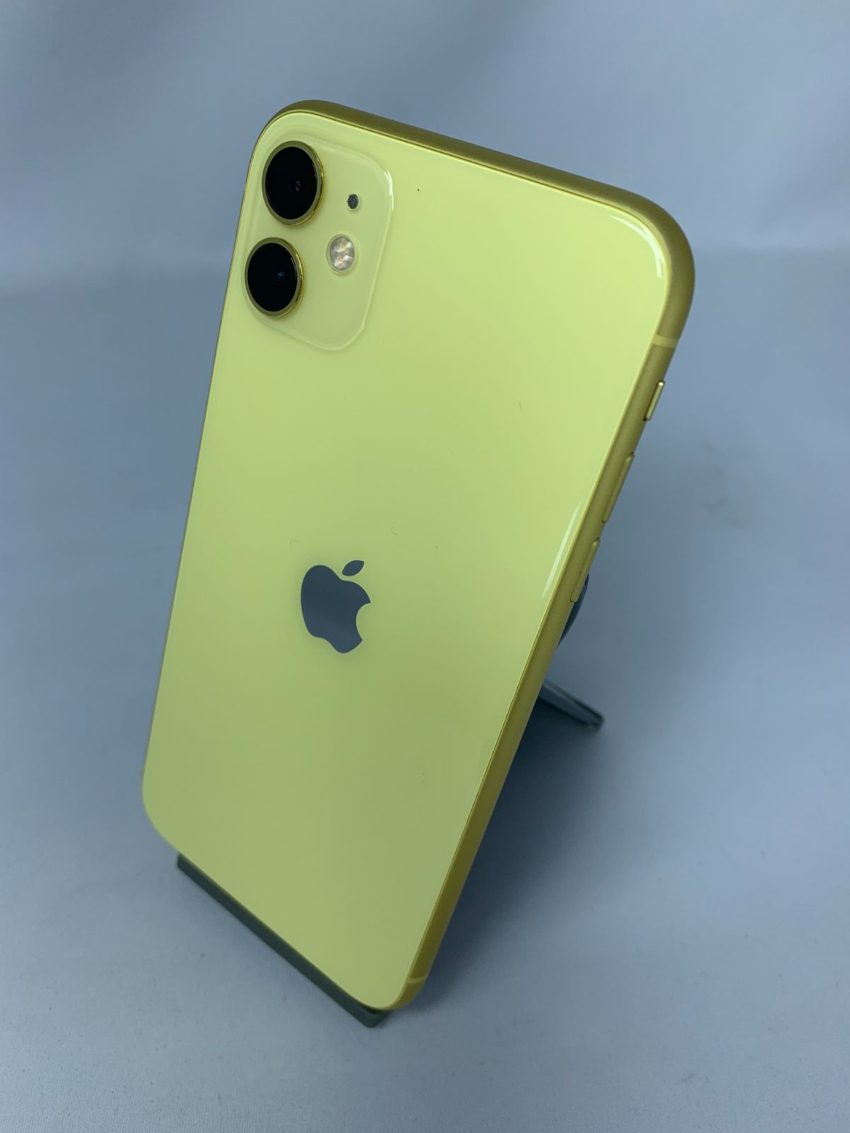 【中古・バッテリー劣化】iPhone 11 128GB simロック解除済