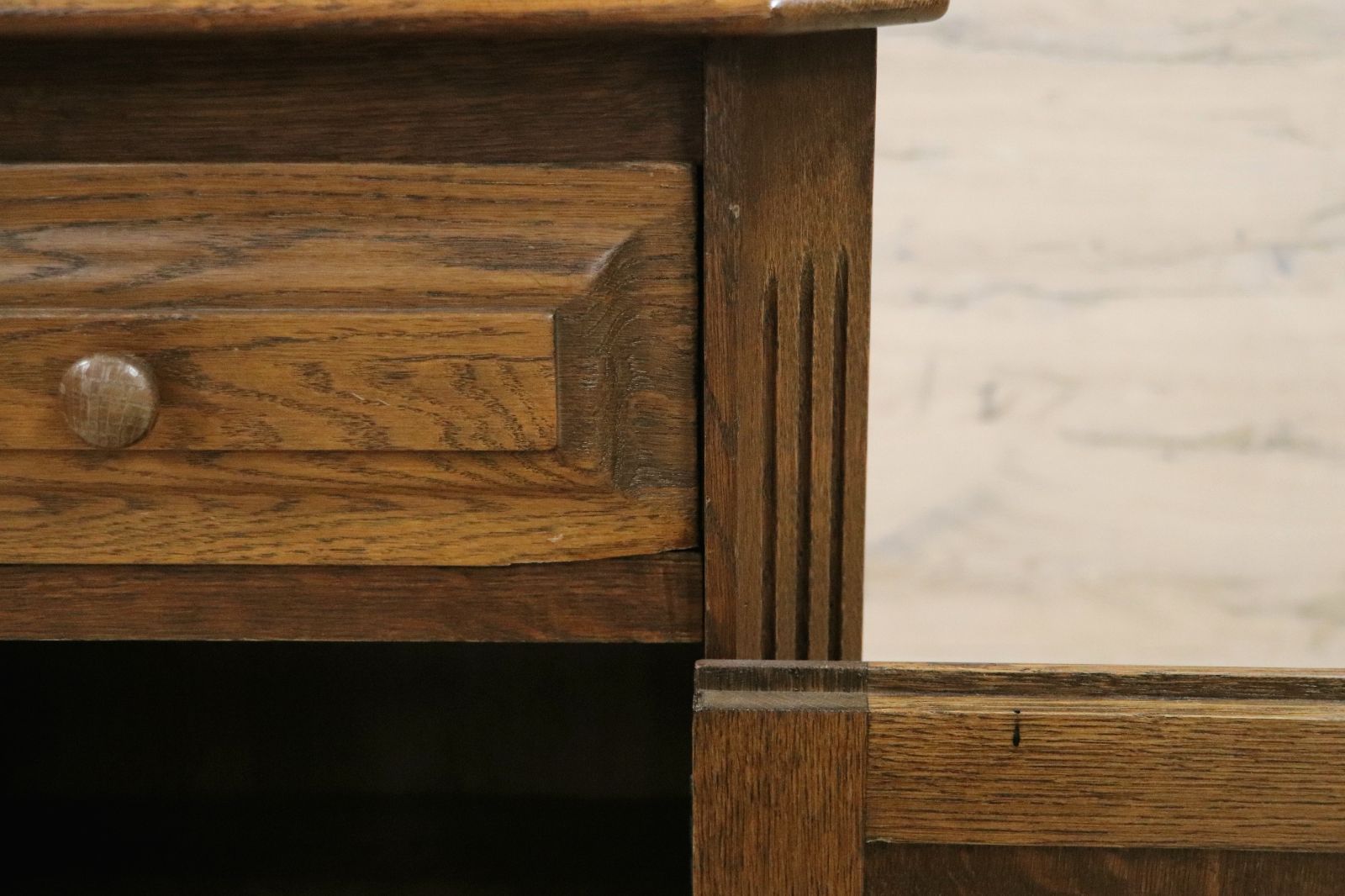 最短当日配送。 GMIH271○オランダ製 オーク無垢材 ヴィンテージ アンティーク コンソール サイドテーブル ミニキャビネット サイドボード 電話台 チェスト 今がチャンス！