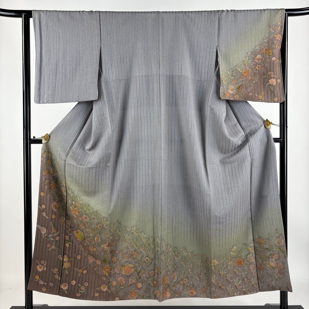 付下げ 身丈151cm 裄丈63cm S 袷 草花 縦縞 ぼかし 灰色 正絹 名品