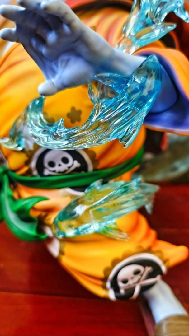 ワンピース 海峡のジンベエ フィギュア ガレージキット pop