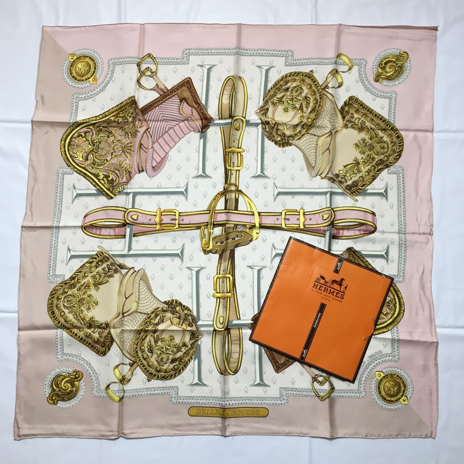 2504-196｜美品｜エルメス カレ 90 スカーフ シルク
