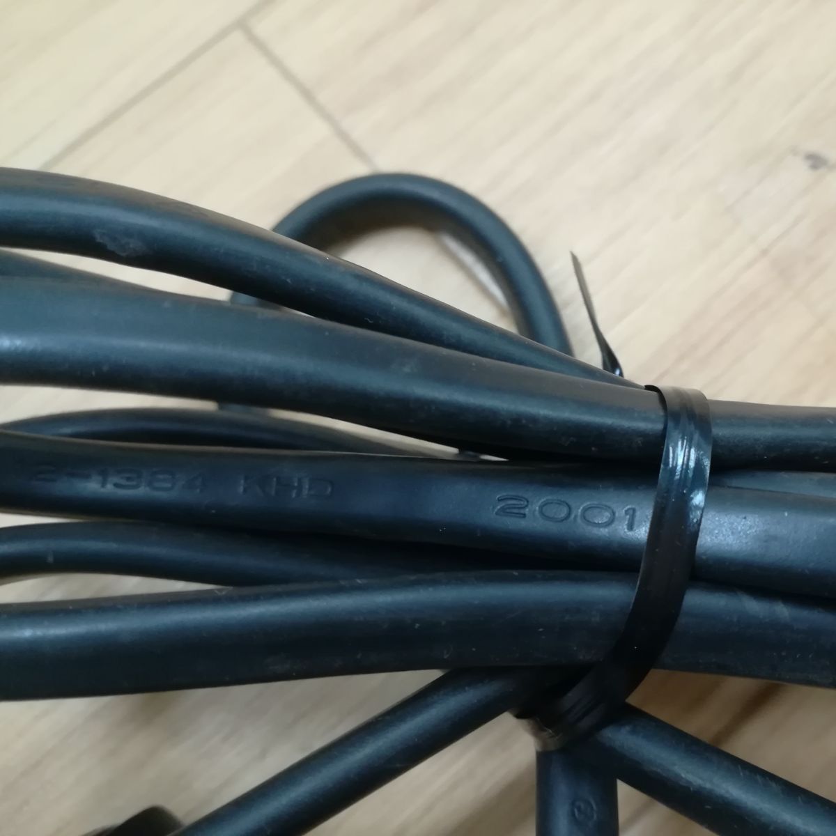 遠赤外線輻射式パネルヒーター