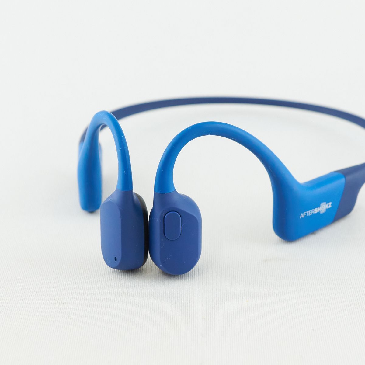 Aftershokz 骨伝導ワイヤレスヘッドフォンBLUEZ2 RS5E001R - ヘッドフォン