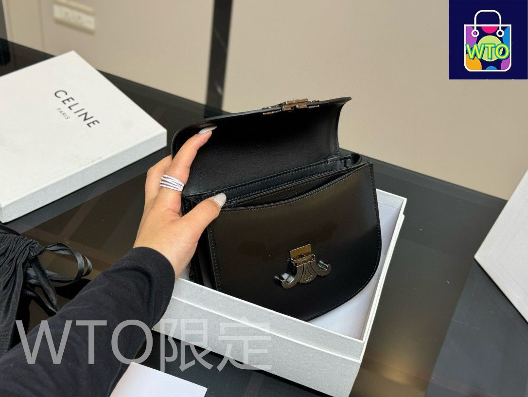 【CELINE直営】廃盤で希少 セール！ BELT MICRO サイズ 多色 Pre-owned] Celine micro belt bag red