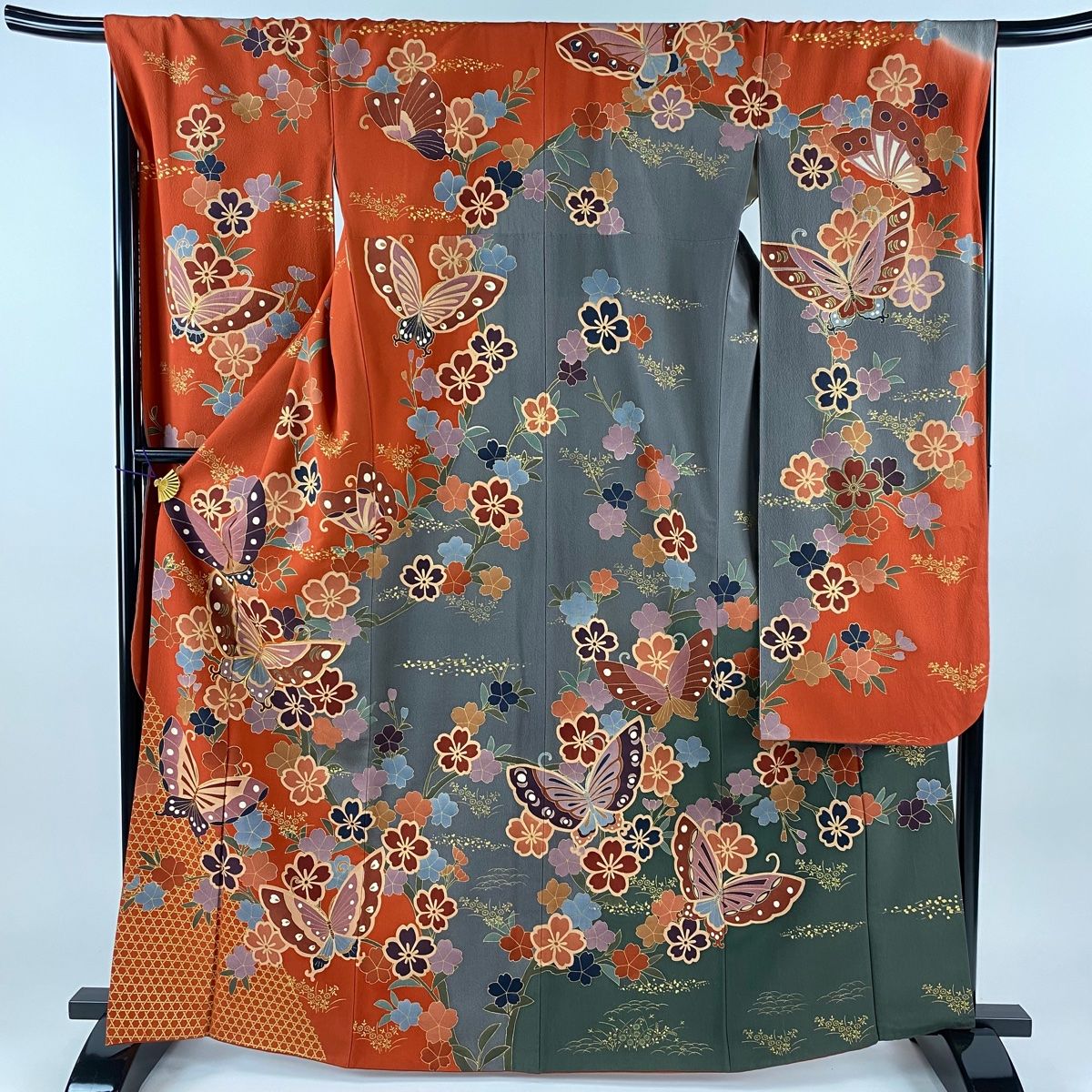 振袖 身丈166cm 裄丈67.5cm L 袷 蝶 草花 金糸 金彩 朱色 正絹 名品