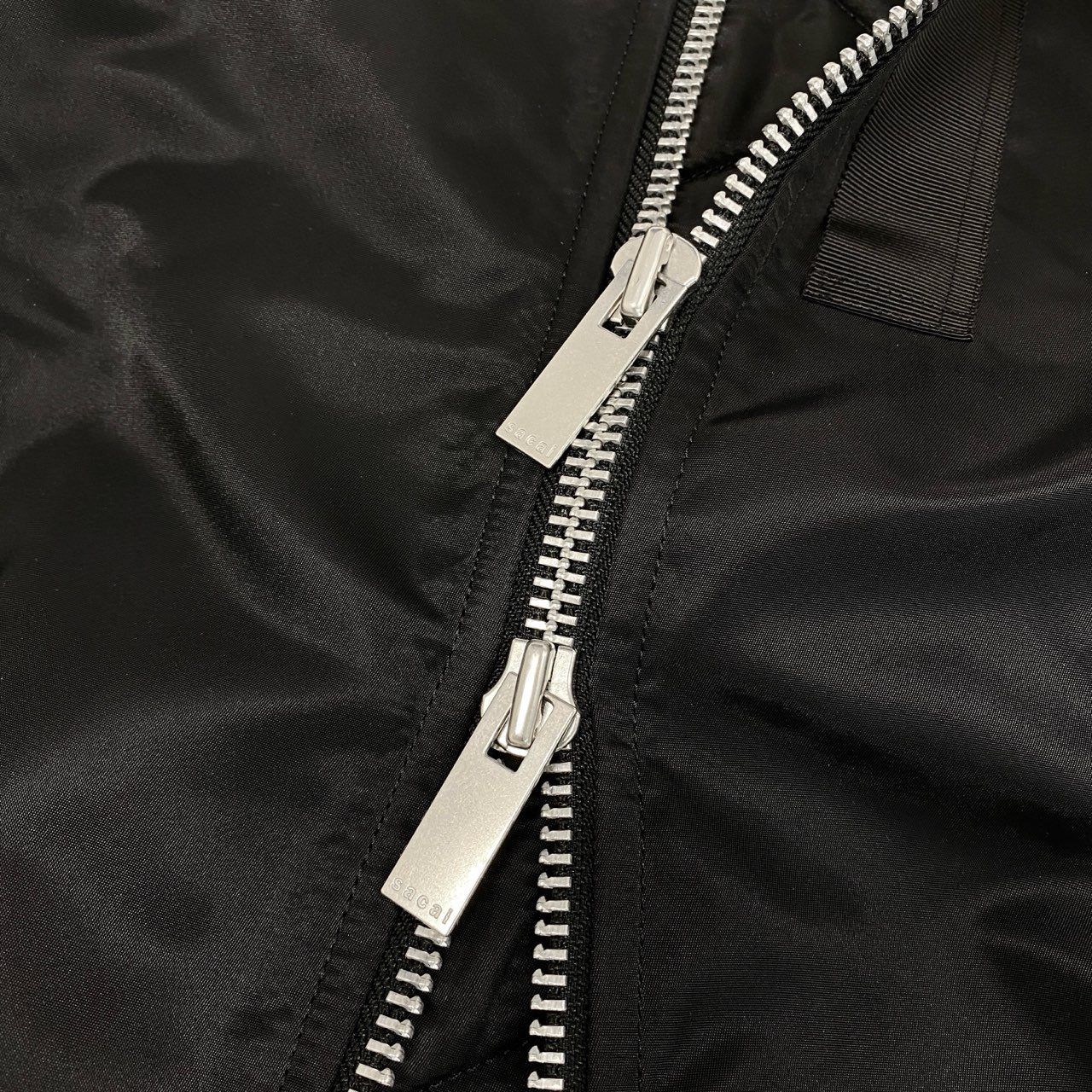 48h15《美品》 sacai サカイ MA-1 バックタックブルゾン ミリタリー 