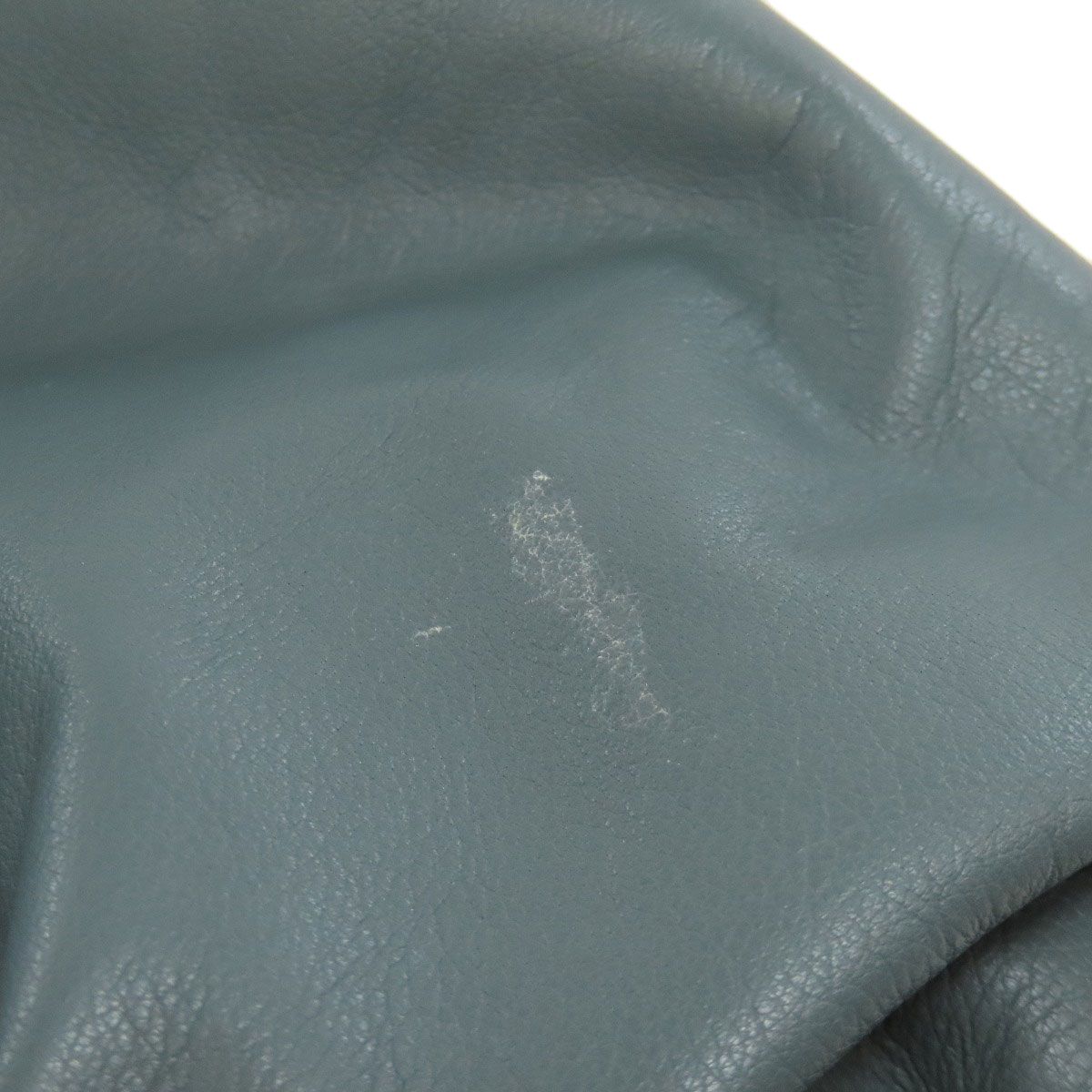 シンプルデザイン ボディバッグ