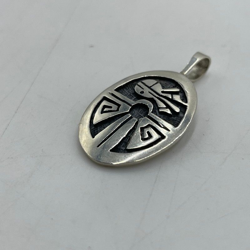 中古品】 HOPI ホピ族 WILLIS HUMEYESTEWA SUN FACE PENDANT TOP
