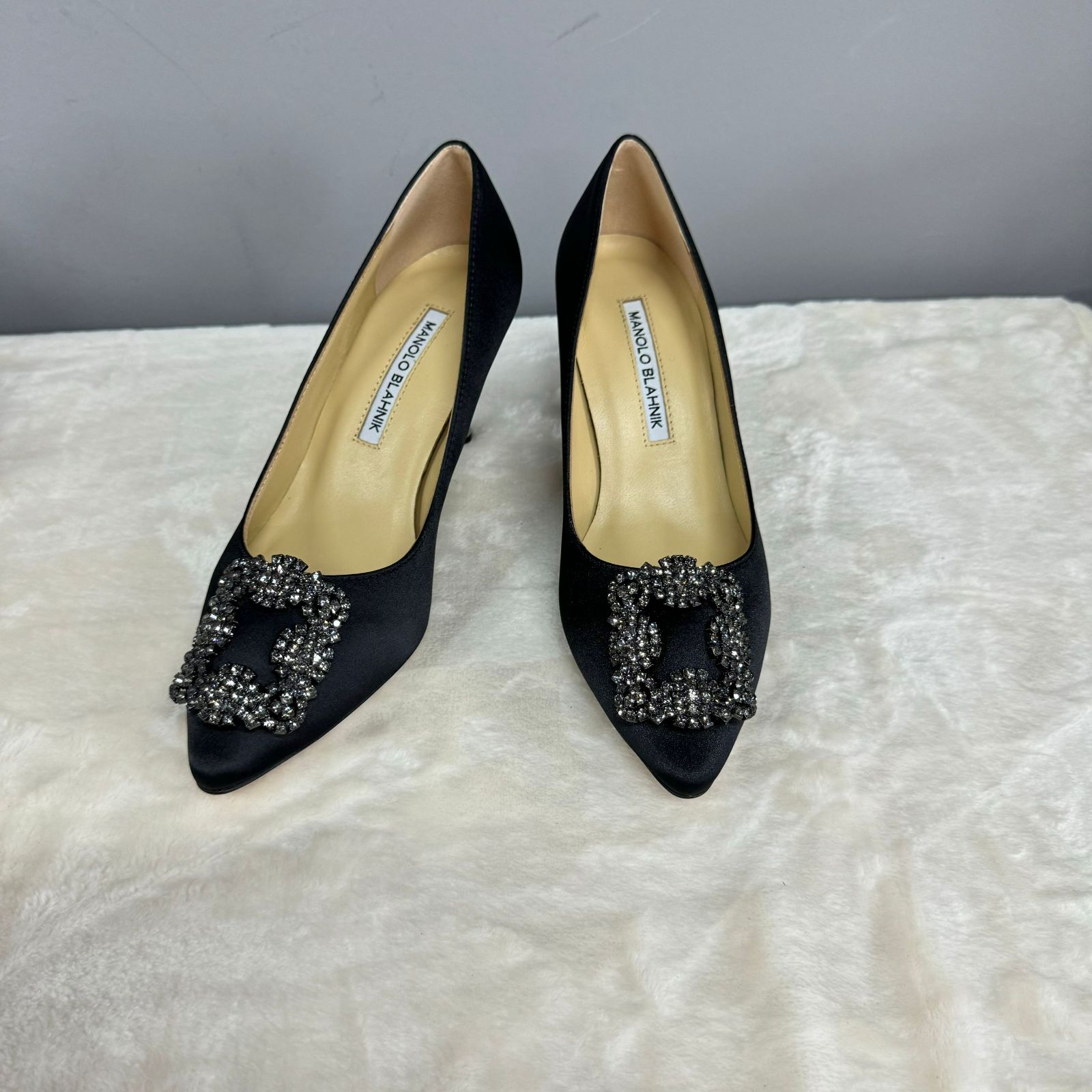 MANOLO BLAHNIK☆ マノロ フラット ハンギシ36 【公式通販】